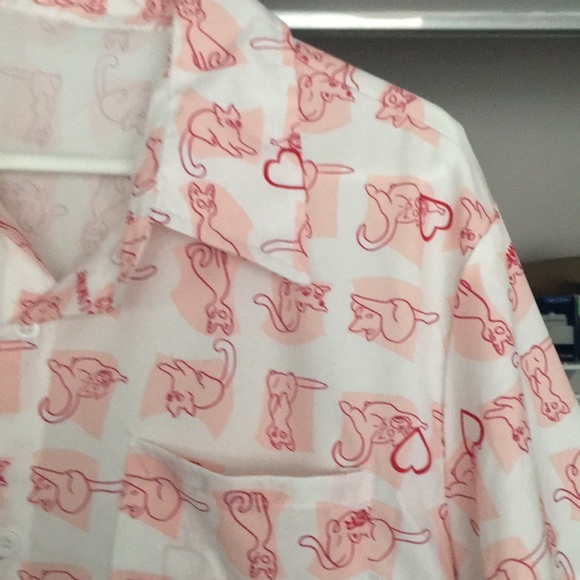 Button down Cat Shirt. - Picture 2 of 5